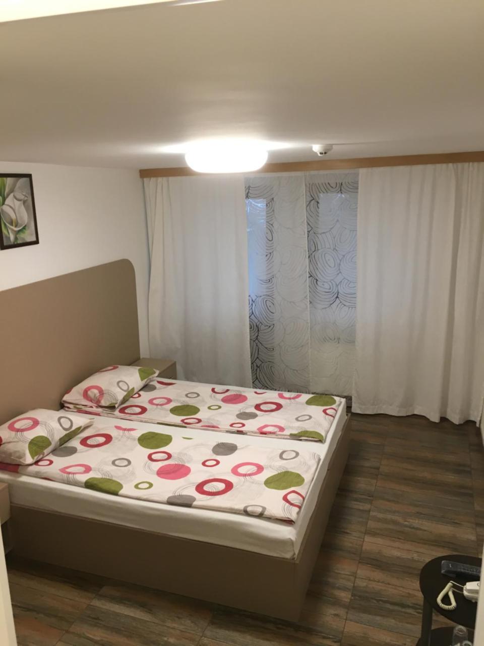 סופיה Hotel - Restaurant Chairite מראה חיצוני תמונה