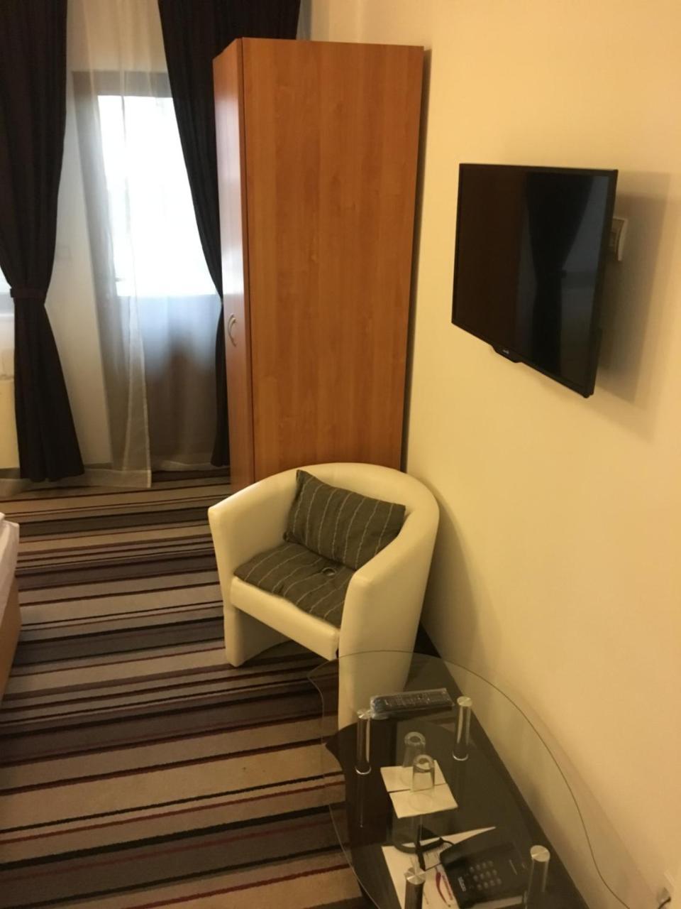 סופיה Hotel - Restaurant Chairite מראה חיצוני תמונה